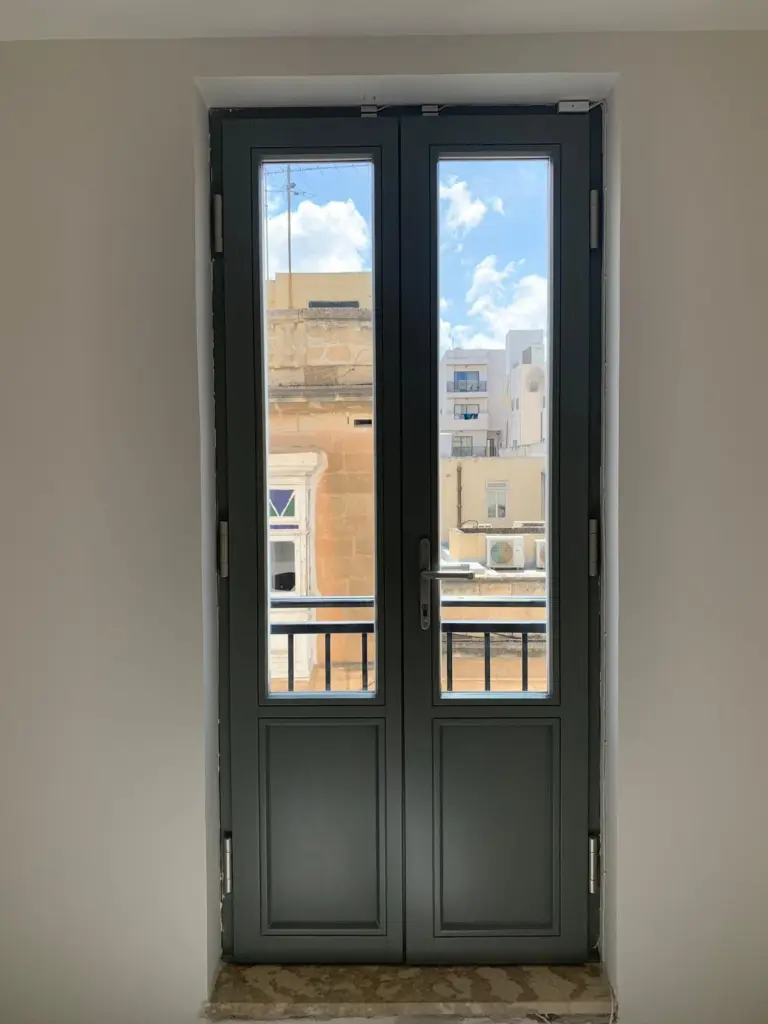 Isouard Hotel, Sliema